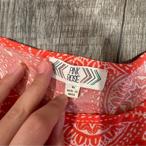 Pink Rose‎ Paisley Abstract Hi Low Blouse - Picture 3 of 8